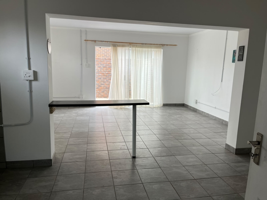 1 Bedroom Property for Sale in Seavale Eastern Cape
